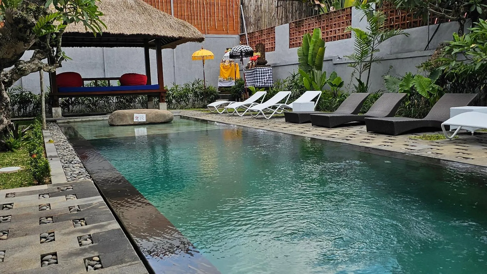 Chandi Hotel Ubud 3*,